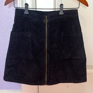 Altar’s state navy blue skirt